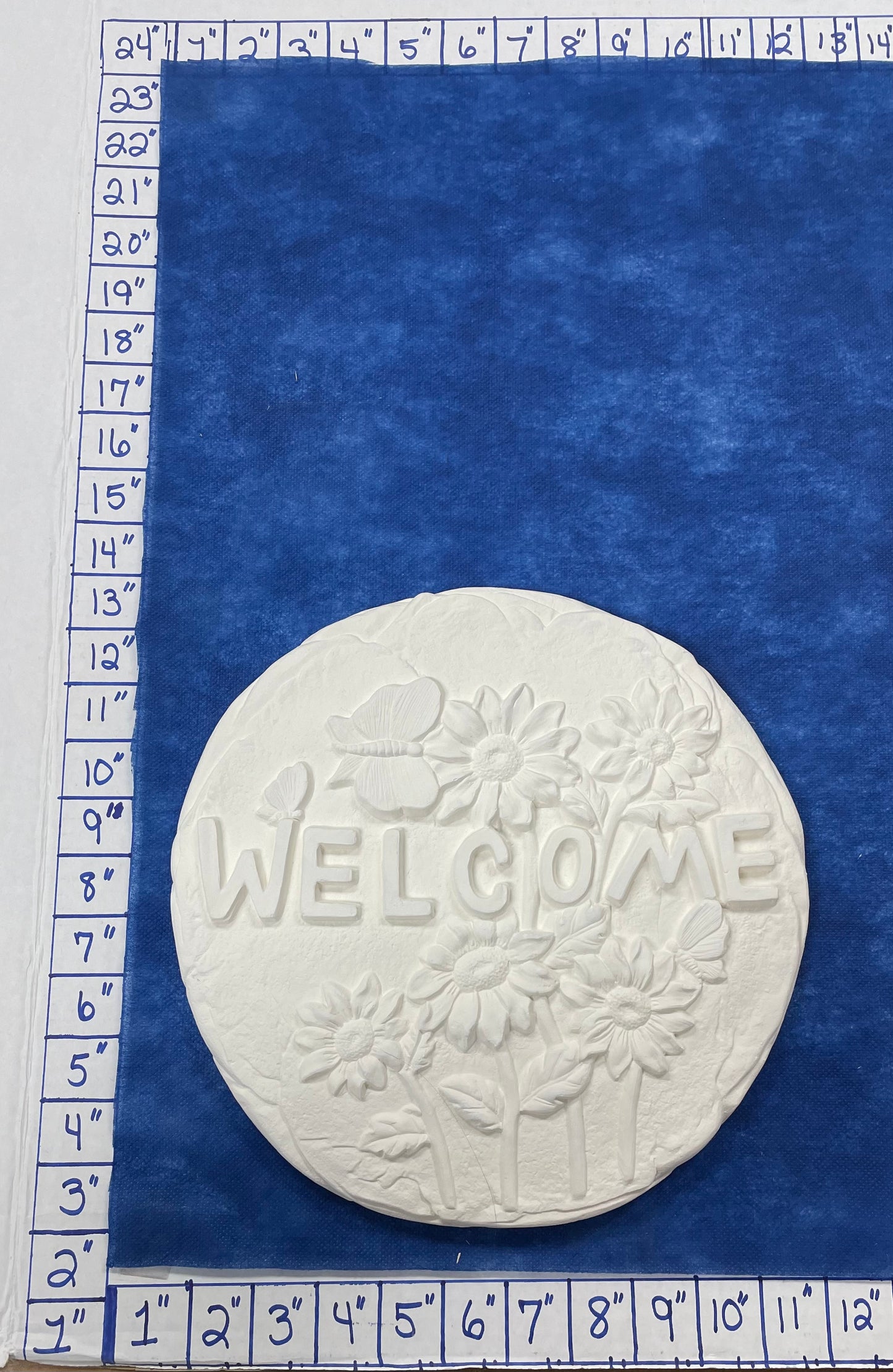 Welcome garden stone flowers plaque