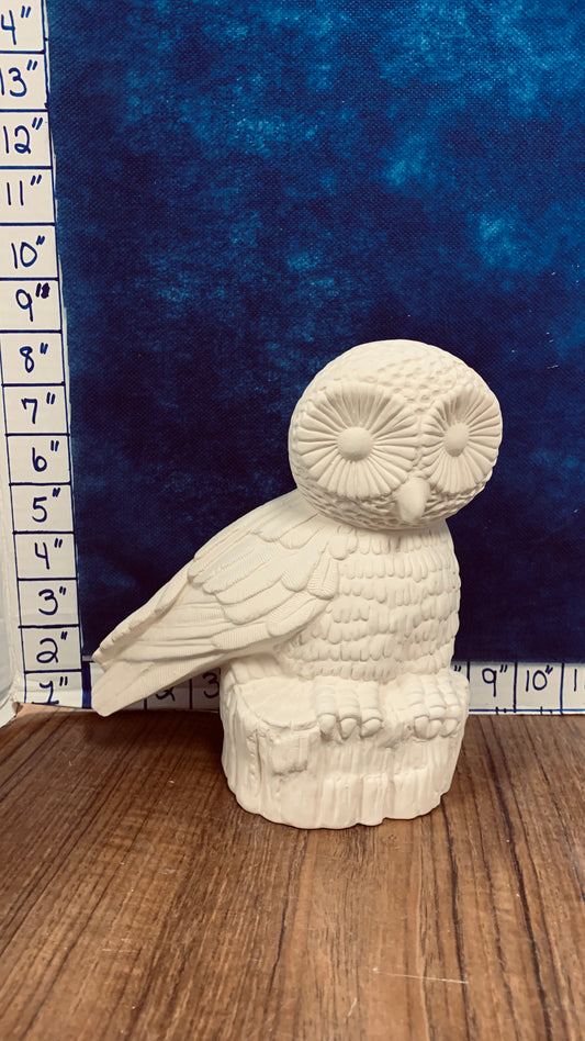Owl female medium stump