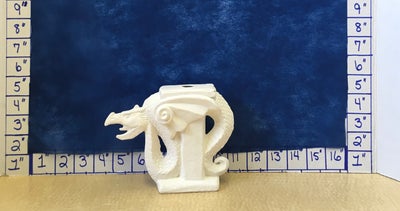Dragon candle holder