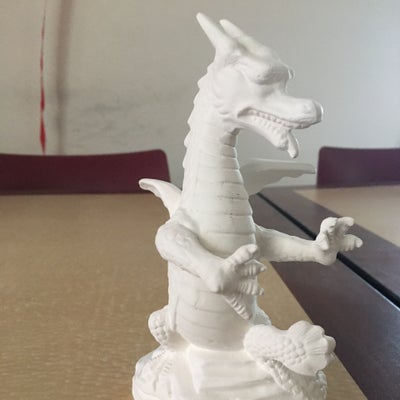 Dragon claws up